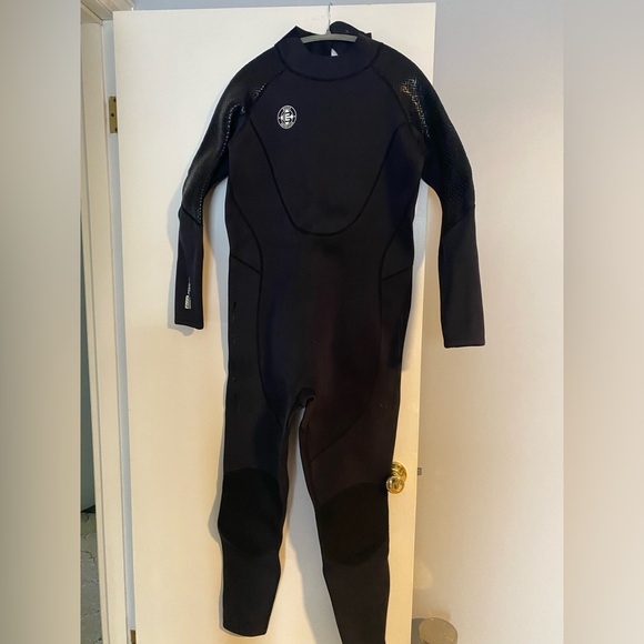 Wetsuit- Womens 3X, Neoprene 3mm Black Full Body- New - Picture 2 of 5